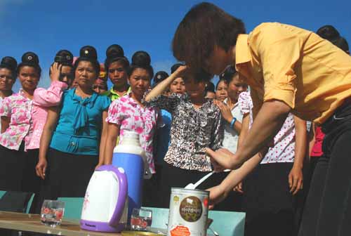 “Đồng hành cùng vùng khó” đến với trẻ em nghèo Sơn La ảnh 2